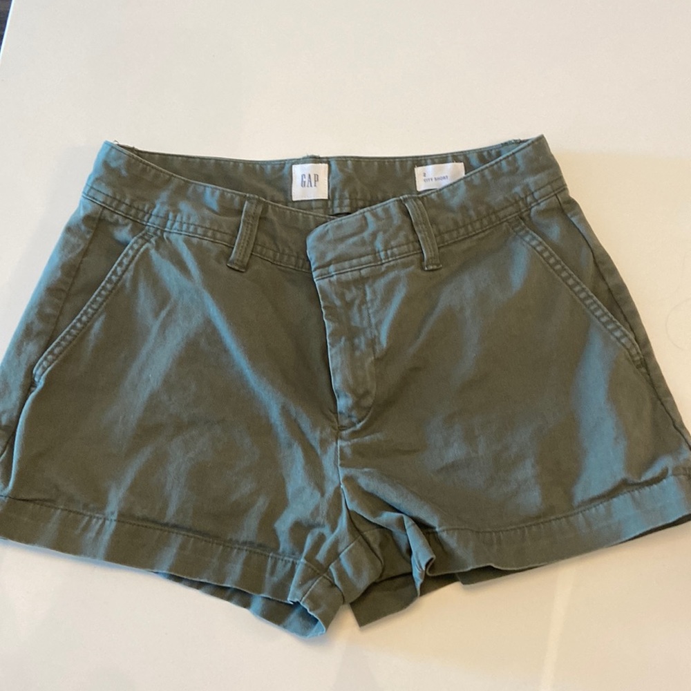 Women’s Gap City Shorts
